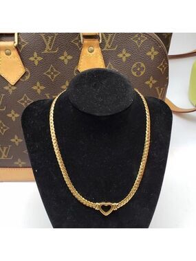 Stainless Steel Gold Plated Heart Pendant Non-Tarnish High Quality Necklace